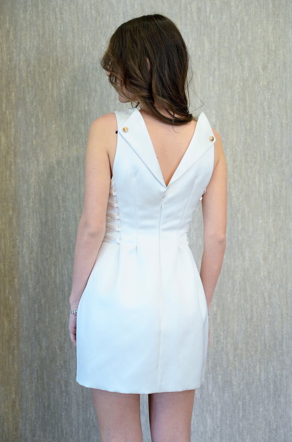 Abito smanicato in duchesse con scollo a barca Elisabetta Franchi Elisabetta Franchi PE25