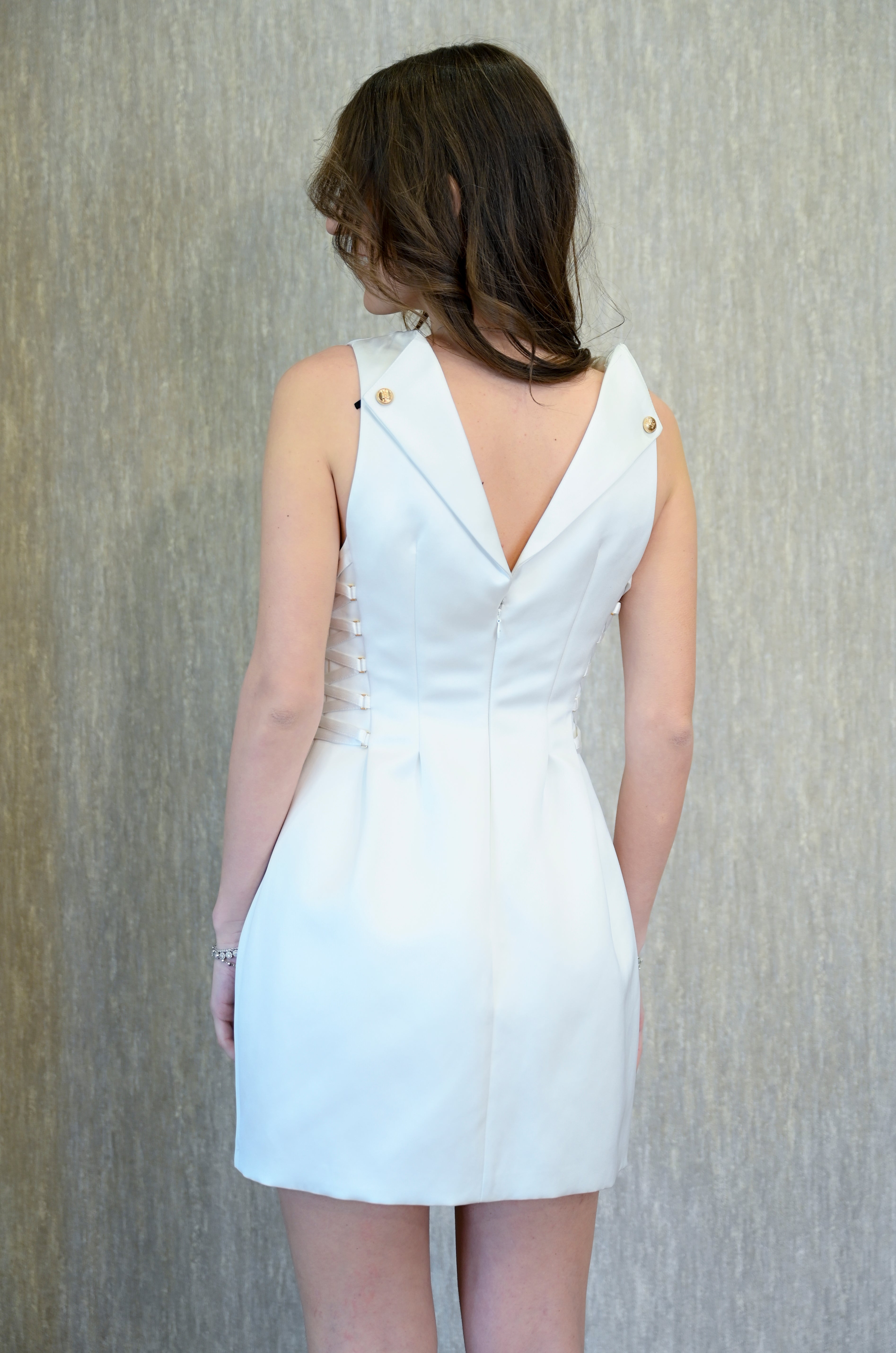 Abito smanicato in duchesse con scollo a barca Elisabetta Franchi Elisabetta Franchi PE25