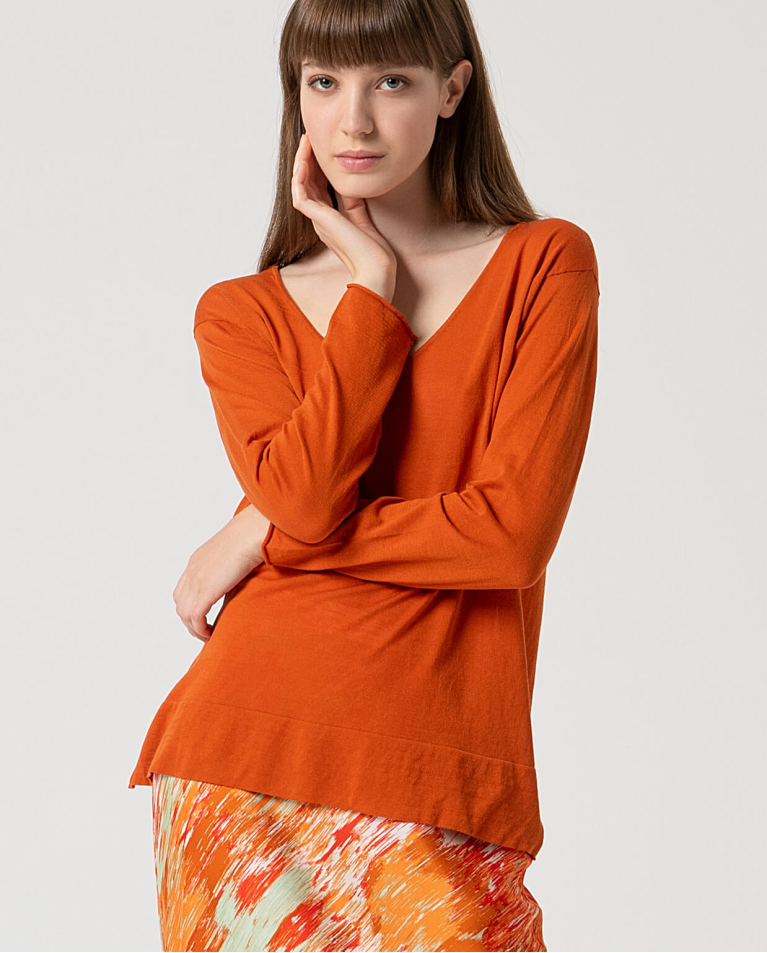 Maglia lunga scollo a V Surkana SURKANA PE-25