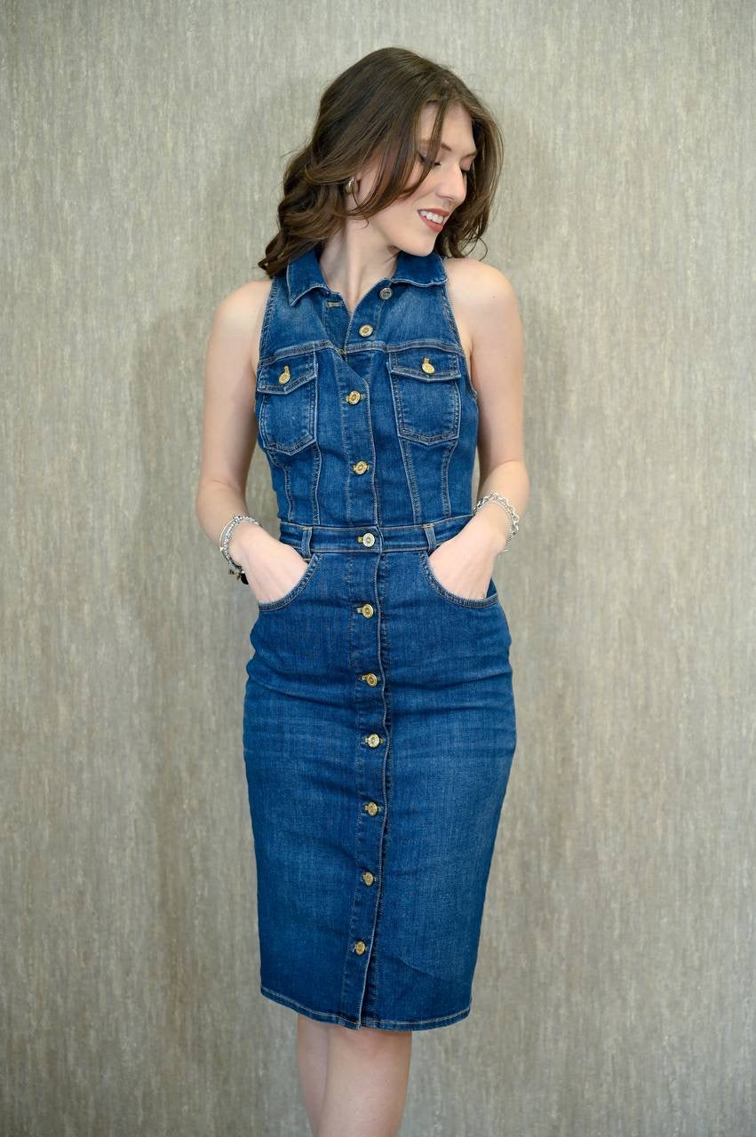 Abito midi in denim con abbottonatura
Elisabetta Franchi